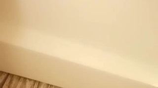 娇妻 雪白 呻吟-美女学生妹子是男友的乖母狗，戴着狗炼项圈乖乖让男友无套抽插~
